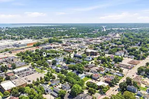 221 N Van Buren St, Green Bay, WI 54301 - Photo 32