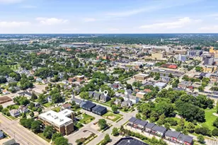 221 N Van Buren St, Green Bay, WI 54301 - Photo 30