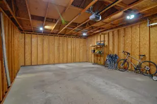 613 Clover Ln, Green Bay, WI 54301 - Photo 42