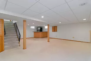 613 Clover Ln, Green Bay, WI 54301 - Photo 28