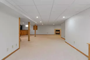 613 Clover Ln, Green Bay, WI 54301 - Photo 30