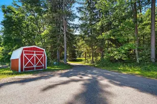 W10463 Leskovec Ln, Crivitz, WI 54114 - Photo 38