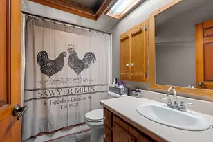 W10463 Leskovec Ln, Crivitz, WI 54114 - Photo 14