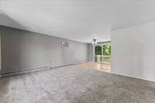 3173 Humboldt Rd, Green Bay, WI 54311 - Photo 8