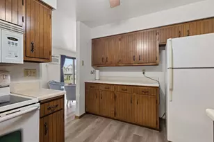 311 Harrison St, Neenah, WI 54956 - Photo 14