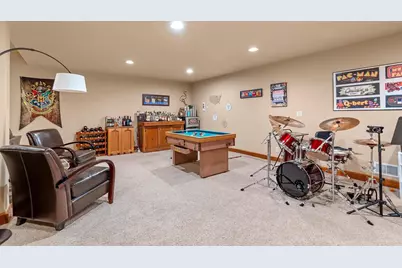 1055 Zacher Drive, Oshkosh, WI 54901 - Photo 26