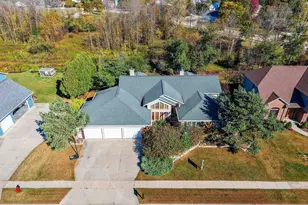 3718 Westwood Ln, Manitowoc, WI 54220 - Photo 1