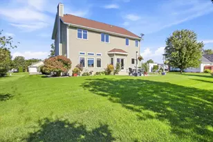 W5261 Arbor Vitae Ct, Sherwood, WI 54169 - Photo 34