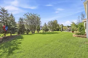 W5261 Arbor Vitae Ct, Sherwood, WI 54169 - Photo 36