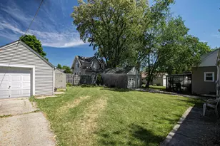 722 Roosevelt St, Menasha, WI 54952 - Photo 4