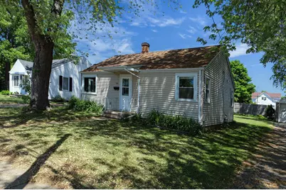 722 Roosevelt Street, Menasha, WI 54952 - Photo 2