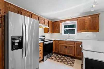 2837 St Anthony Drive, Green Bay, WI 54311 - Photo 10