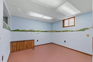 906 Grand St, Oshkosh, WI 54901 - Photo 34