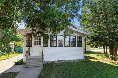 906 Grand Street, Oshkosh, WI 54901 - Photo 52