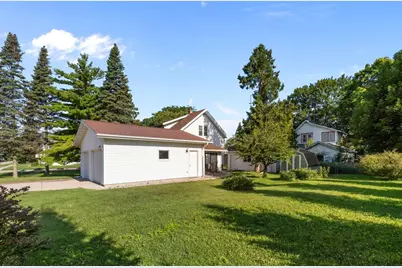 906 Grand Street, Oshkosh, WI 54901 - Photo 54