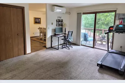 940 Babcock Street, Neenah, WI 54956 - Photo 6