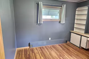 1614 Arizona St, Oshkosh, WI 54902 - Photo 14