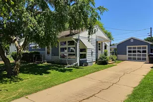 1614 Arizona St, Oshkosh, WI 54902 - Photo 24