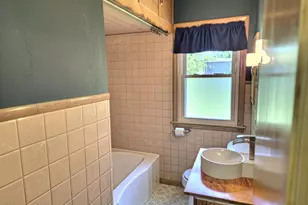 1614 Arizona St, Oshkosh, WI 54902 - Photo 8