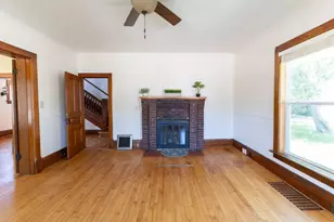 825 Frederick St, Oshkosh, WI 54901 - Photo 10