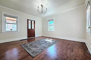 320 E Parkway Ave, Oshkosh, WI 54901 - Photo 4