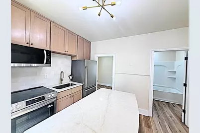 320 E Parkway Avenue, Oshkosh, WI 54901 - Photo 12