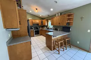 420 Longwood Ln, Wrightstown, WI 54180 - Photo 6