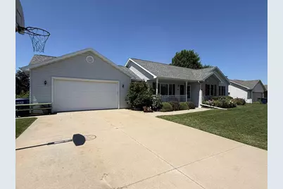 420 Longwood Lane, Wrightstown, WI 54180 - Photo 1
