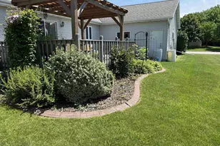 420 Longwood Ln, Wrightstown, WI 54180 - Photo 4