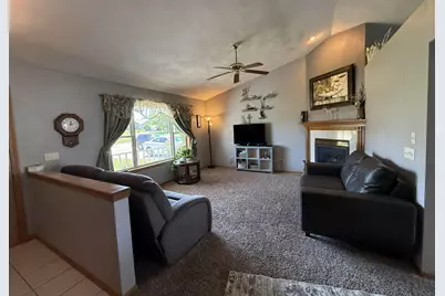 420 Longwood Lane, Wrightstown, WI 54180 - Photo 18