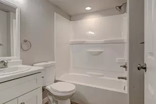 1315 W Summer St, Appleton, WI 54914 - Photo 6