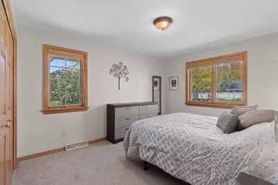 220 E Falcon Hill Way, Green Bay, WI 54302 - Photo 28