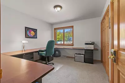 220 E Falcon Hill Way, Green Bay, WI 54302 - Photo 24