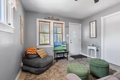 1706 Smith Street, Green Bay, WI 54302 - Photo 4