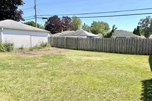 1137 W Roberts Ave, Appleton, WI 54914 - Photo 4