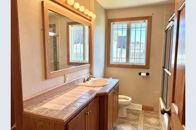 1137 W Roberts Avenue, Appleton, WI 54914 - Photo 12