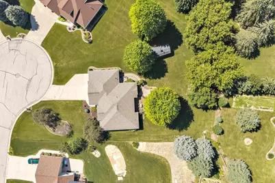 1630 Tiffany Court, De Pere, WI 54115 - Photo 2