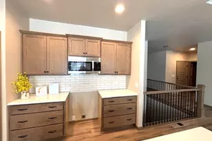 N8049 Oakwood Dr, Sherwood, WI 54169 - Photo 6