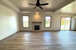 N8049 Oakwood Dr, Sherwood, WI 54169 - Photo 10
