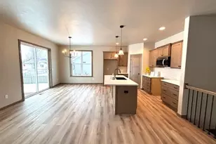 N8049 Oakwood Dr, Sherwood, WI 54169 - Photo 16