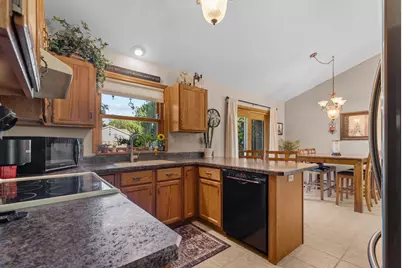 1232 Wheatfield Way, Oshkosh, WI 54904 - Photo 12