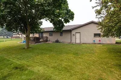 1006 Woodland Court, Kaukauna, WI 54130 - Photo 24