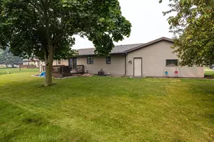 1006 Woodland Ct, Kaukauna, WI 54130 - Photo 24
