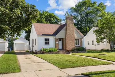 714 Baldwin Avenue, Oshkosh, WI 54901 - Photo 2