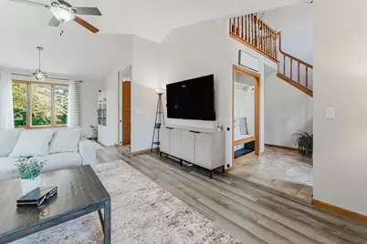 51 Overland Trail, Oshkosh, WI 54904 - Photo 6