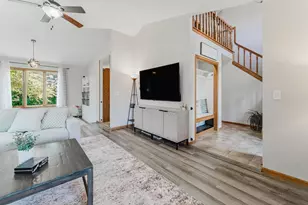 51 Overland Trail, Oshkosh, WI 54904 - Photo 6