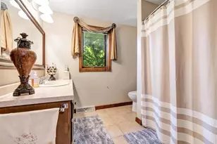 1231 Gerhardt Ln, Green Bay, WI 54313 - Photo 16