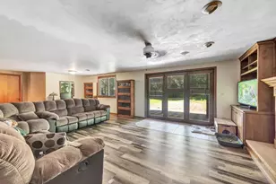 1231 Gerhardt Ln, Green Bay, WI 54313 - Photo 20