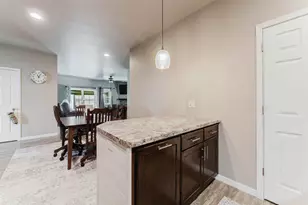 320D E Evergreen Dr, Kaukauna, WI 54130 - Photo 8