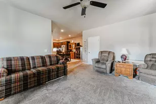 320D E Evergreen Dr, Kaukauna, WI 54130 - Photo 12